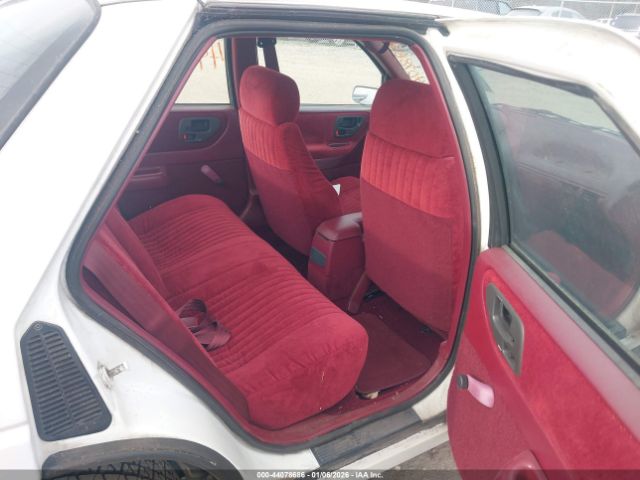 Chevrolet Corsica Image 4