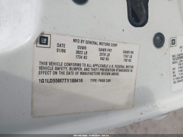 Chevrolet Corsica Image 7