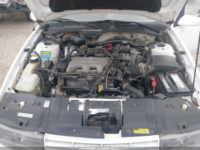 Chevrolet Corsica Image 6