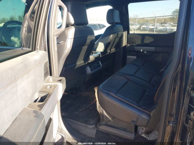 Ford F-150 Lariat Image 12