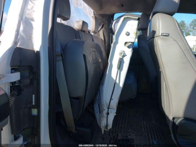 Ford F-250 Xl Image 7