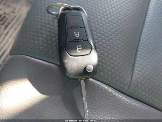 Ford F-250 Xl Image 11