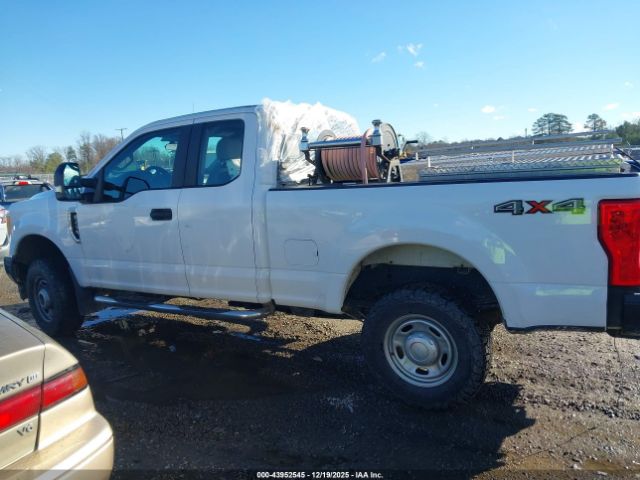 Ford F-250 Xl Image 16