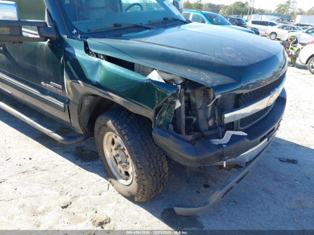 Chevrolet Silverado 2500 Lt Image 14