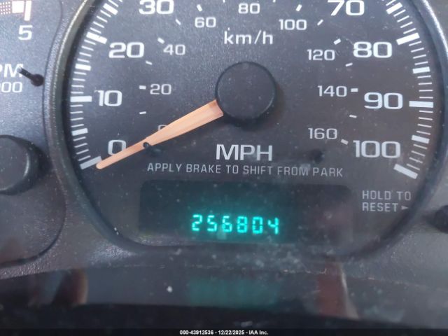 Chevrolet Silverado 2500 Lt Image 2