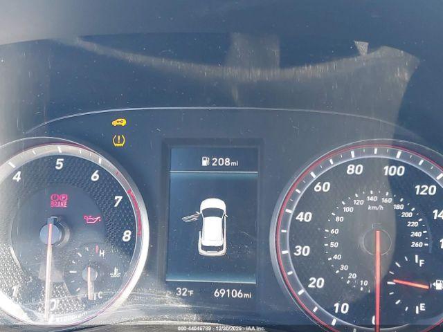 Hyundai VELOSTER Turbo R-spec Image 2