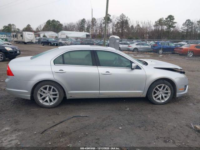 Ford Fusion Sel Image 13