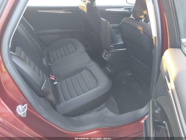 Ford Fusion Se Image 4