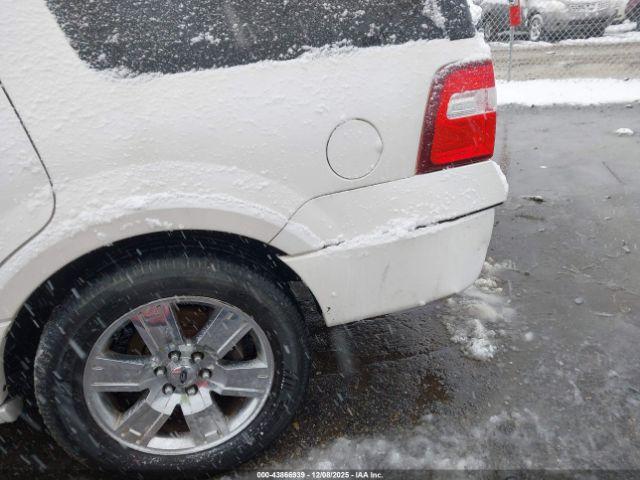 Ford Expedition Limited Image 10