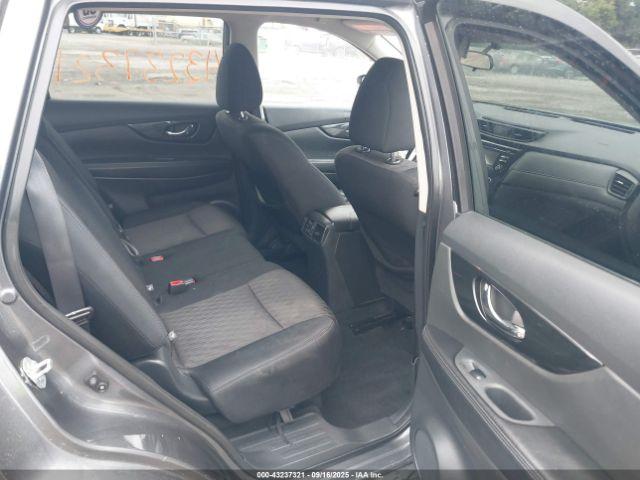 Nissan Rogue S Image 6