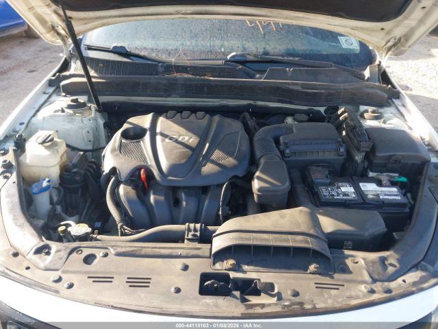 Kia Optima Lx Image 8