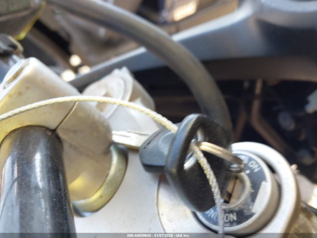 Suzuki Dl1000 Image 10