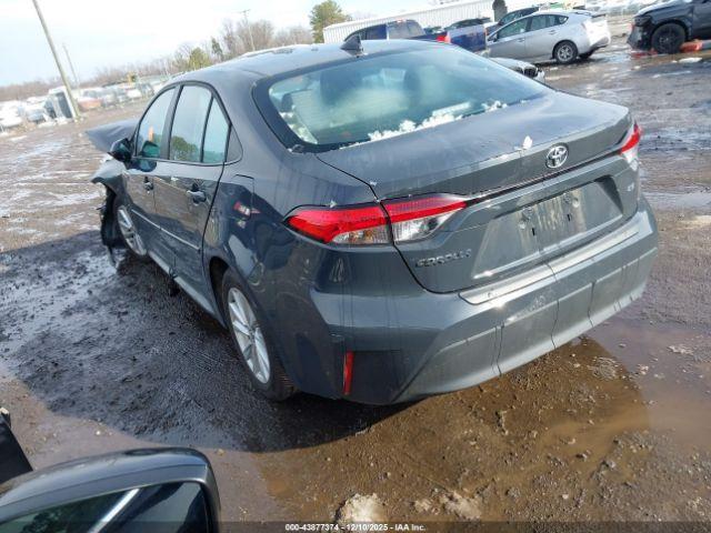 Toyota Corolla Le Image 12