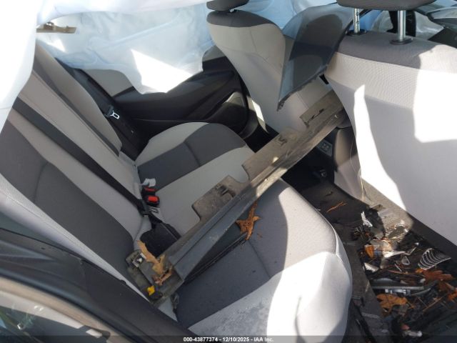 Toyota Corolla Le Image 4