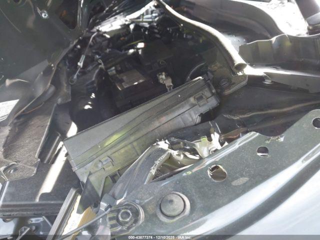 Toyota Corolla Le Image 10