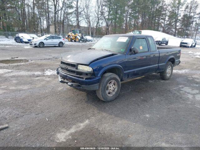 Chevrolet S-10 Ls Image 7