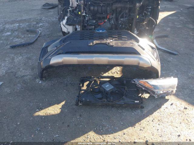 Toyota RAV4 Se Image 14