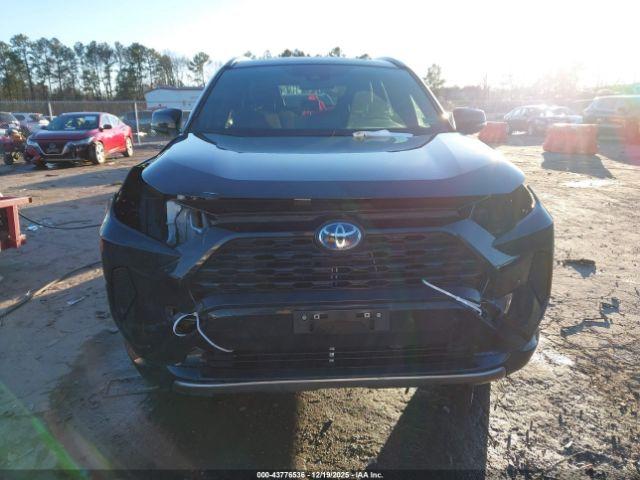 Toyota RAV4 Se Image 15