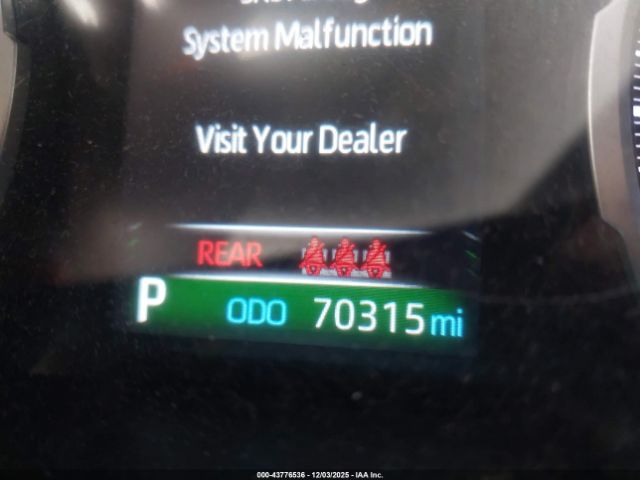 Toyota RAV4 Se Image 8