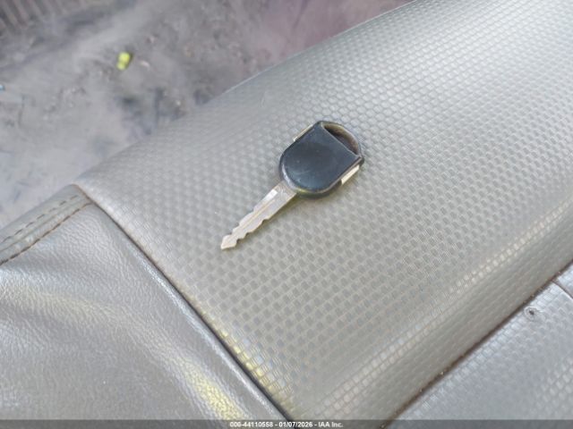 Ford F-150 Xl Image 12