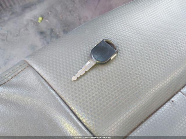 Ford F-150 Xl Image 12