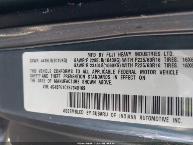 Subaru Outback 2.5i Image 9