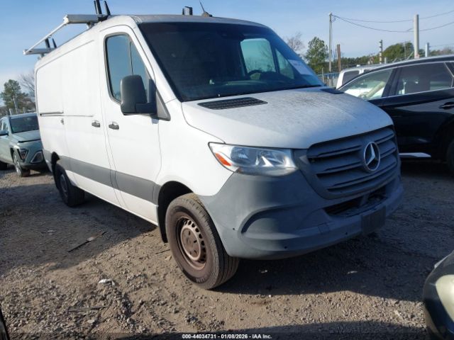 Mercedes-Benz Sprinter 1500 Standard Roof I4 Image 1