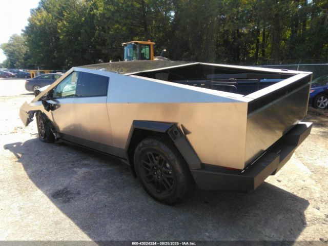 Tesla Cybertruck All-wheel Drive Image 6