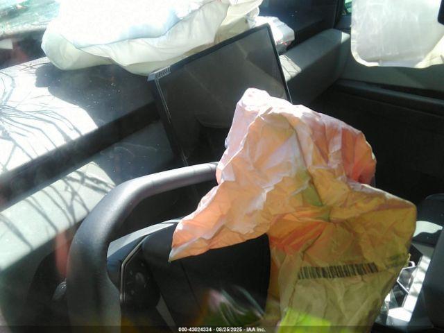 Tesla Cybertruck All-wheel Drive Image 10