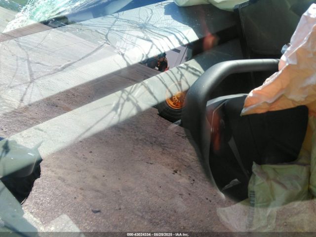 Tesla Cybertruck All-wheel Drive Image 12