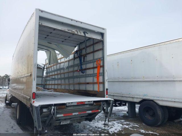 International Durastar 4300 Image 9