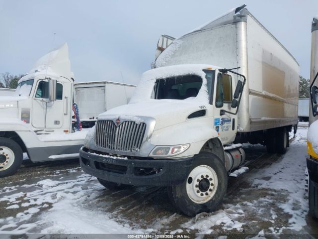 International Durastar 4300 Image 15