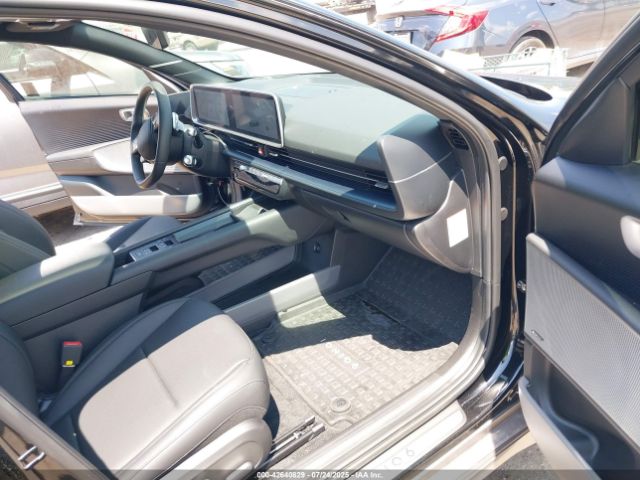 Hyundai Ioniq Limited Image 13