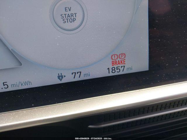 Hyundai Ioniq Limited Image 7